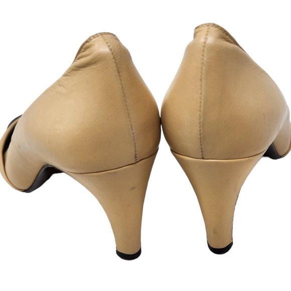 CHANEL Pumps Lambskin Cap Toe Black Metal Chanel Logo on Toe Women's Size EU 38 - Picture 14 of 15